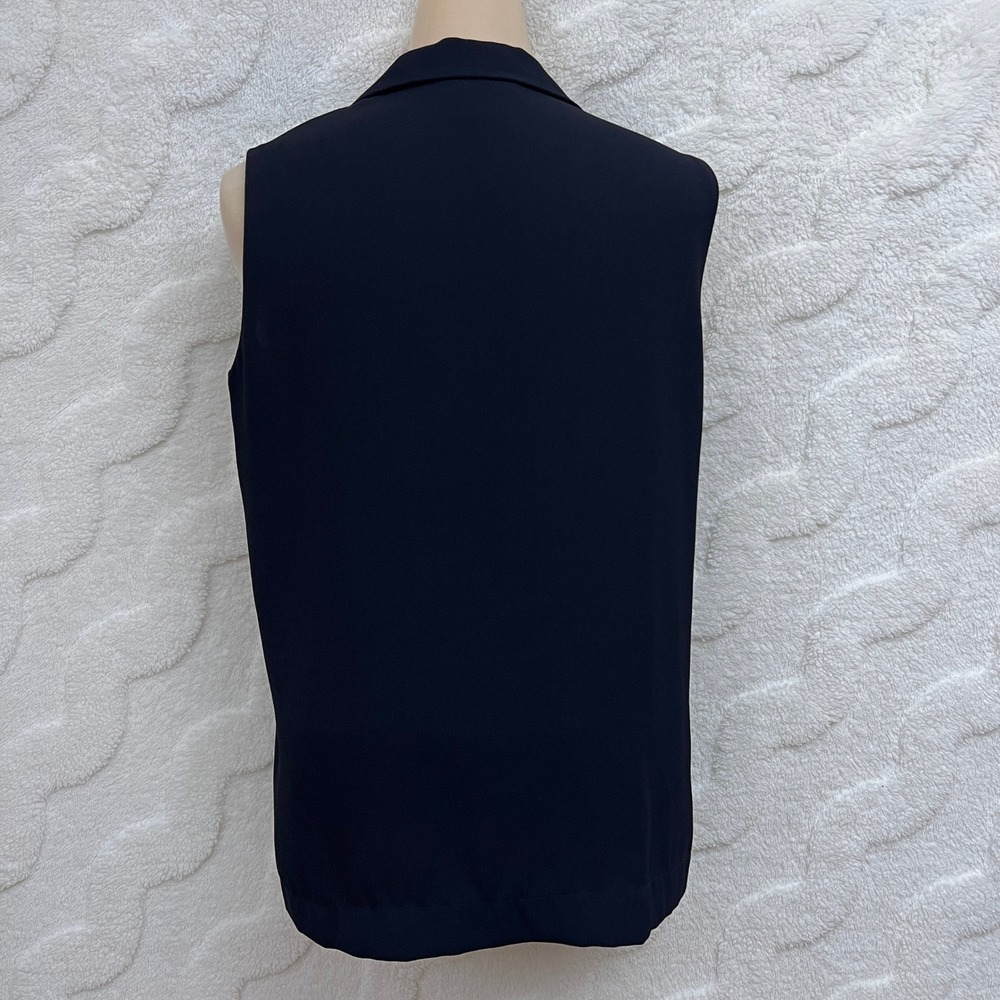 Pendleton Petite Sleeveless Collared Button Front… - image 3